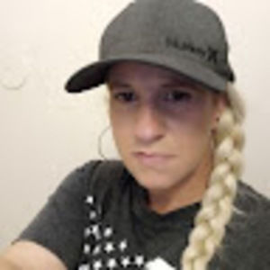 Meet your Posher, Becky